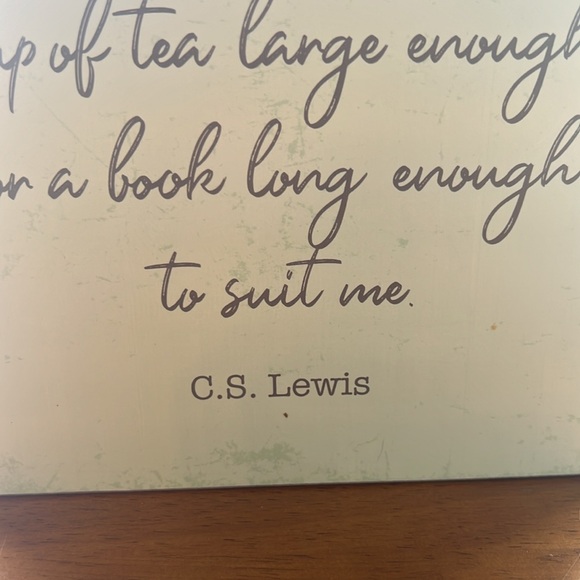 Can never get a cup of tea large enough/ Book long enough me C S Lewis display - Picture 3 of 4